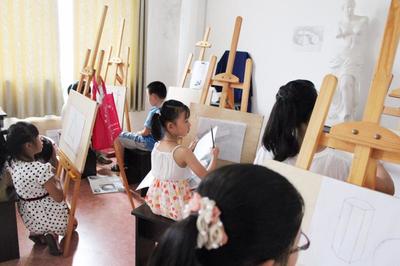 文藝創(chuàng)作服務(wù)預(yù)約指南 釋放靈感，點(diǎn)亮創(chuàng)意