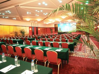 武漢洪山區優質會議場地推薦 華天大酒店（武漢徐東地鐵站店）及其專業會務服務